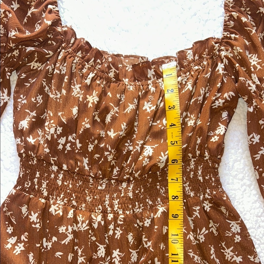 NWOT ASTR THE LEBEL Long Sleeve Floral Dress in Brown - Picture 4 of 9